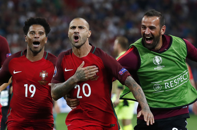 Euro 2016: Portugal beat Poland on penalties to reach semi-final