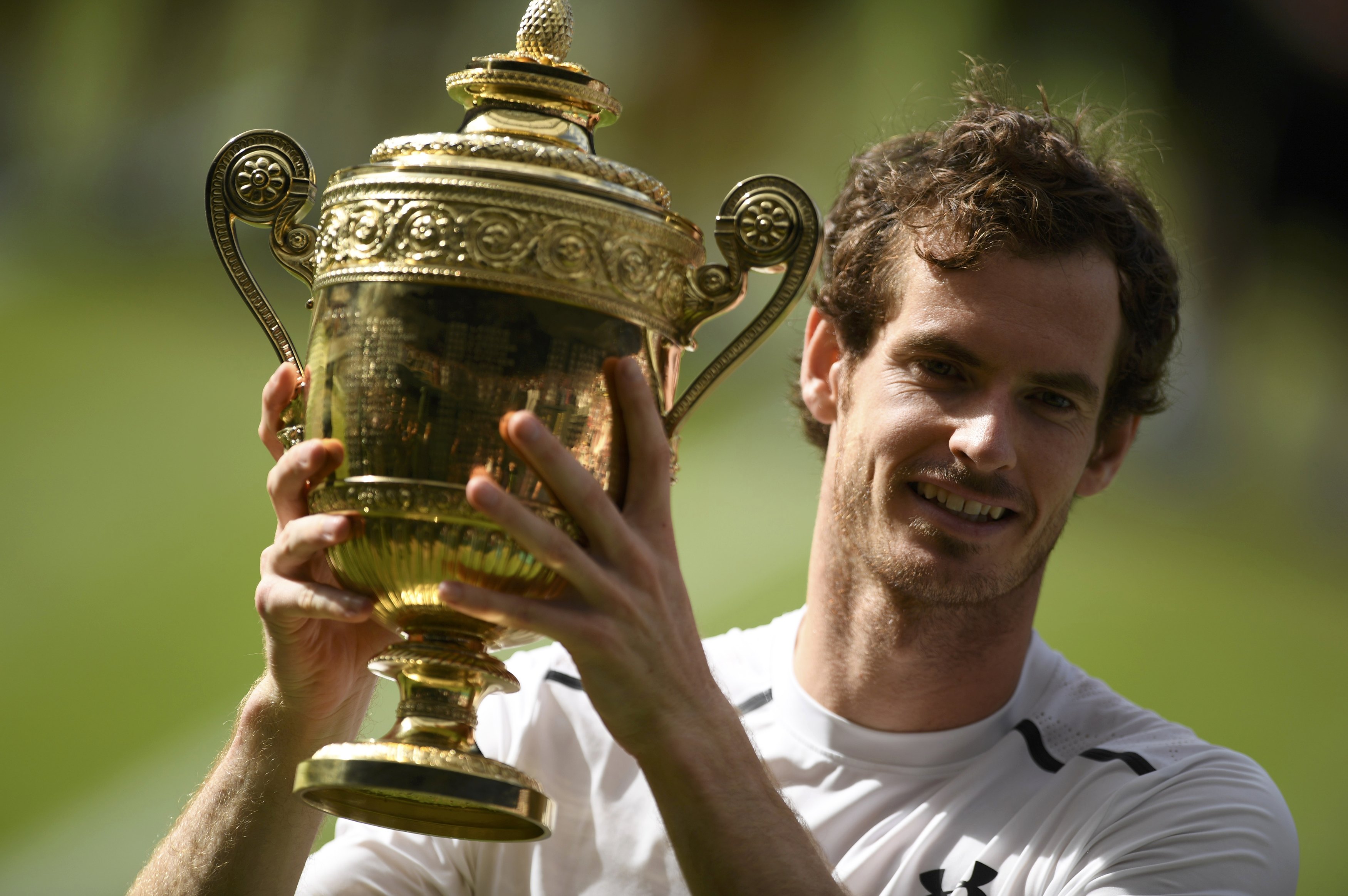 Tennis: Murray beats Raonic to claim second Wimbledon title