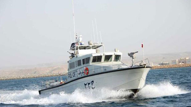 Oman Coast Guard rescues tourists in Musandam