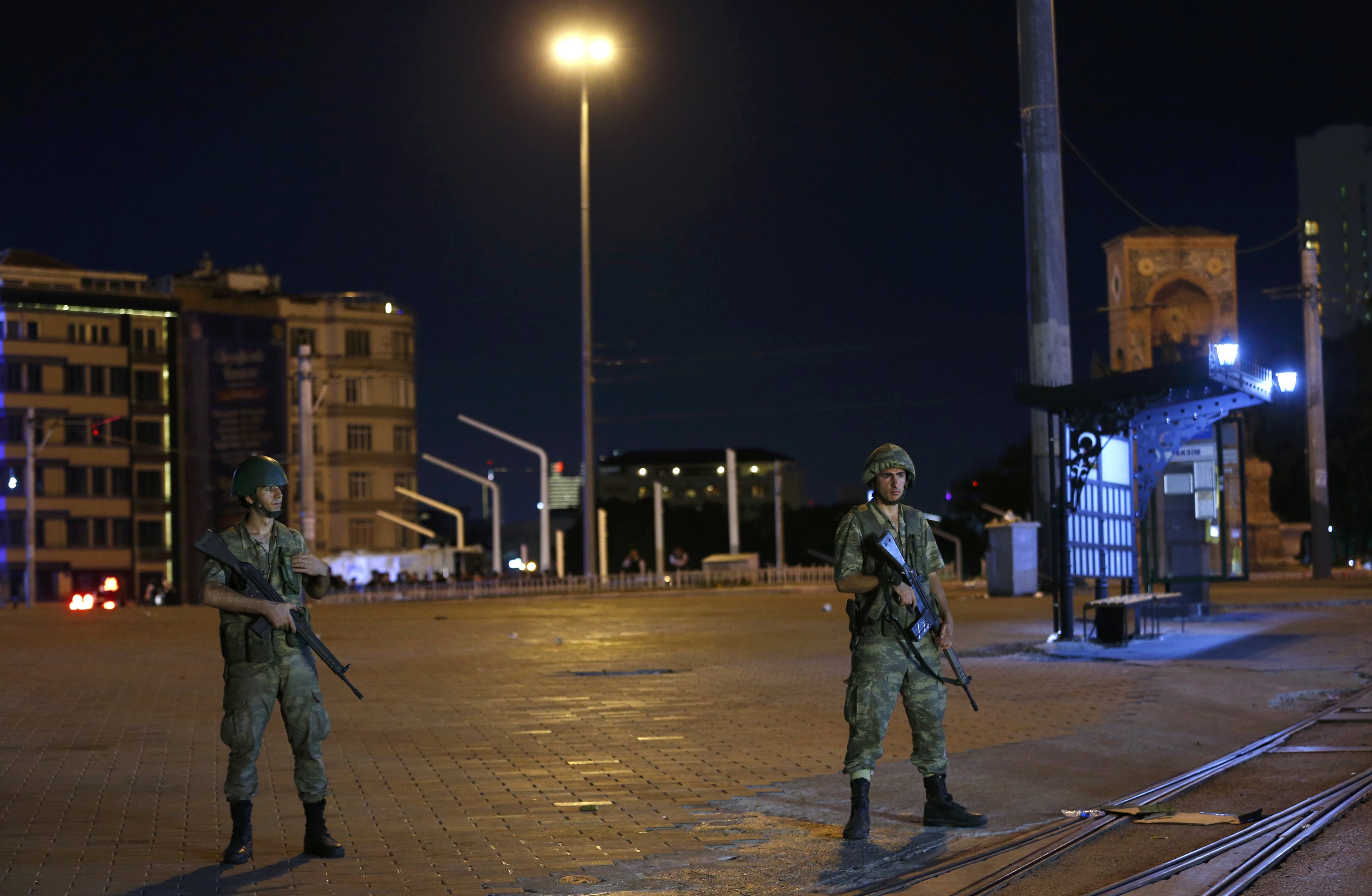 Flights diverted, canceled as coup attempt unfolds in Turkey