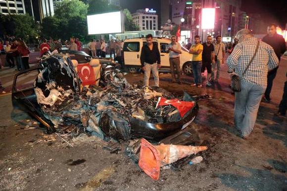 مقتل 60 شخصًا على الأقل خلال محاولة الانقلاب في تركيا