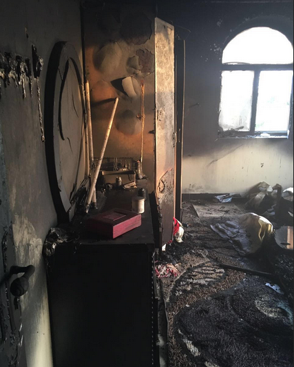 شاحن هاتف يتسبب باندلاع حريق في منزل بشناص