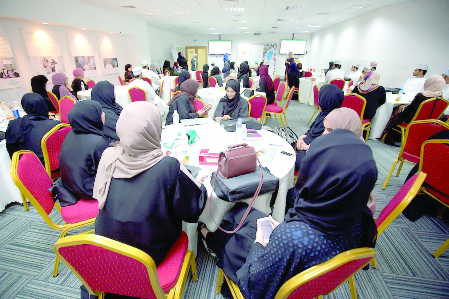 برنامج «بيسة» يستهدف الشباب العماني في مختلف مناطق السلطنة