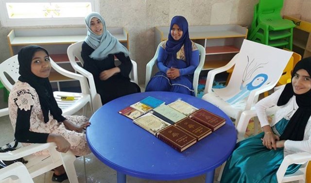 "كن صديقا للكتاب دوما" بمكتبة الندوة ببهلاء