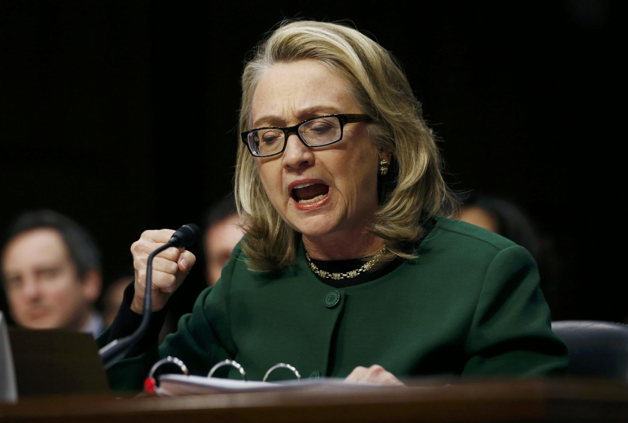 FBI interviews Hillary Clinton in private server probe