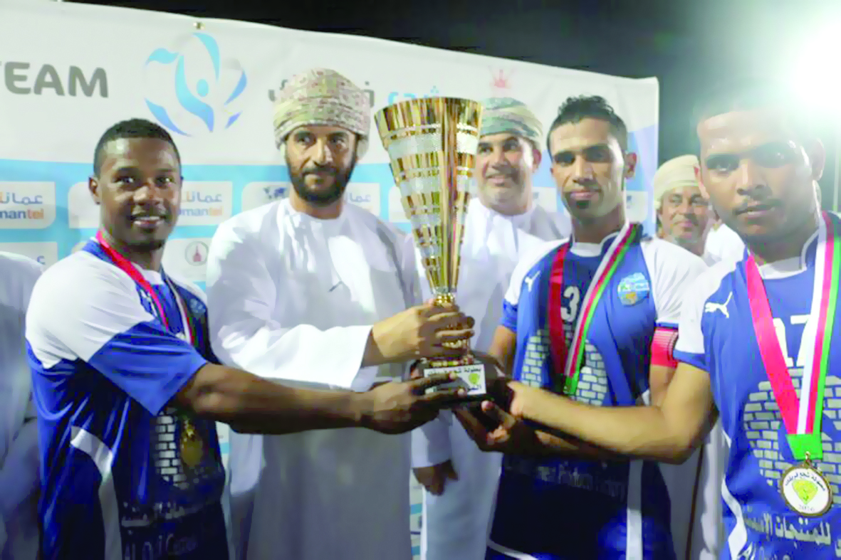 «الخويرات» يتوج بلقب شجع فـريـقـك بنــادي الـخـابورة