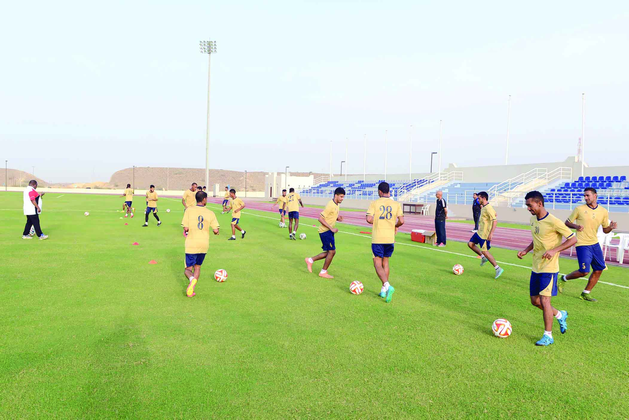 المنتخب العسكري يبدأ تدريباته استعداداً لبطولة كأس العالممتابعات...
