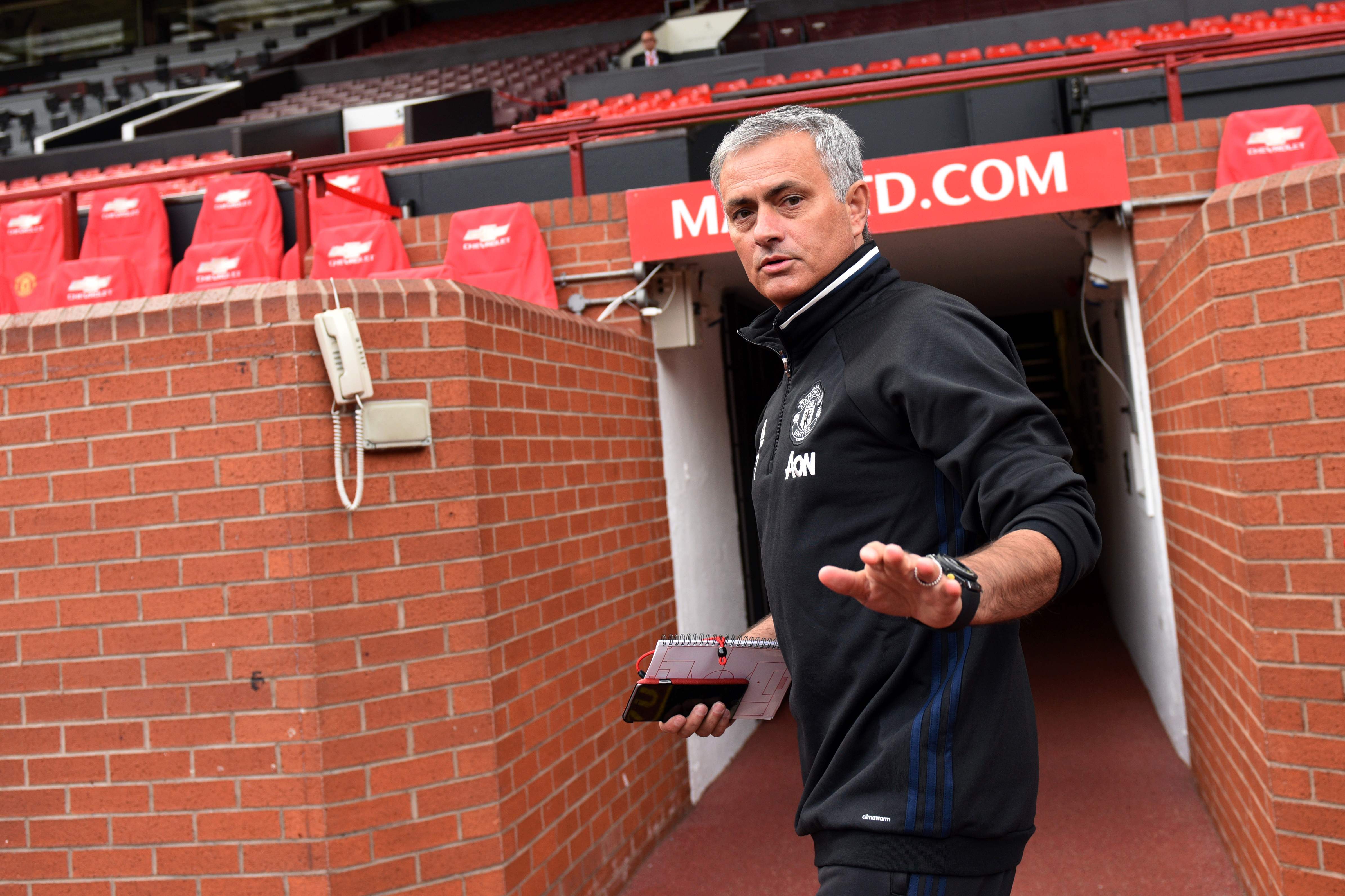 Mourinho targets glory at Manchester United unveiling