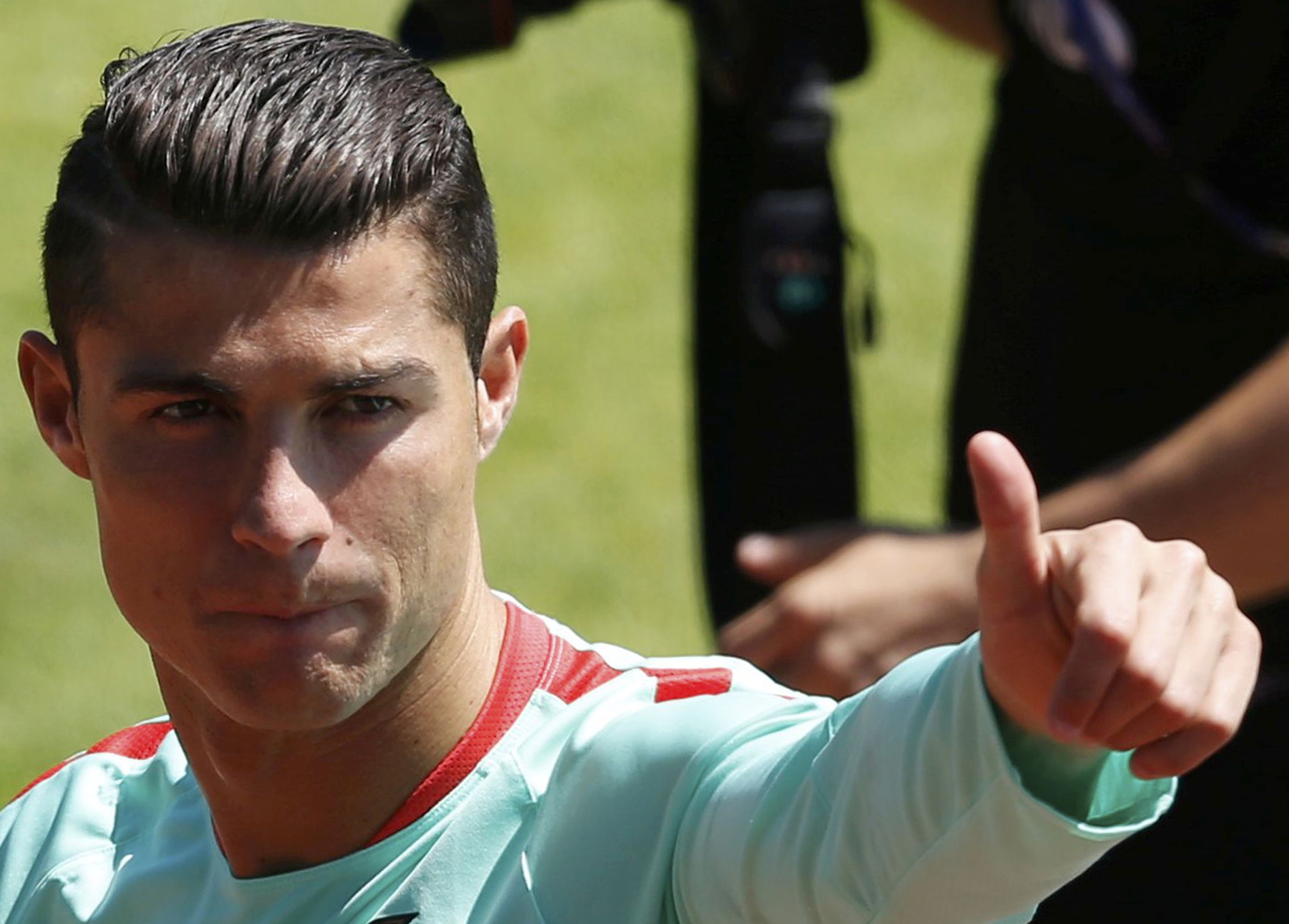 Euro 2016: Portuguese press hails goal hero Ronaldo