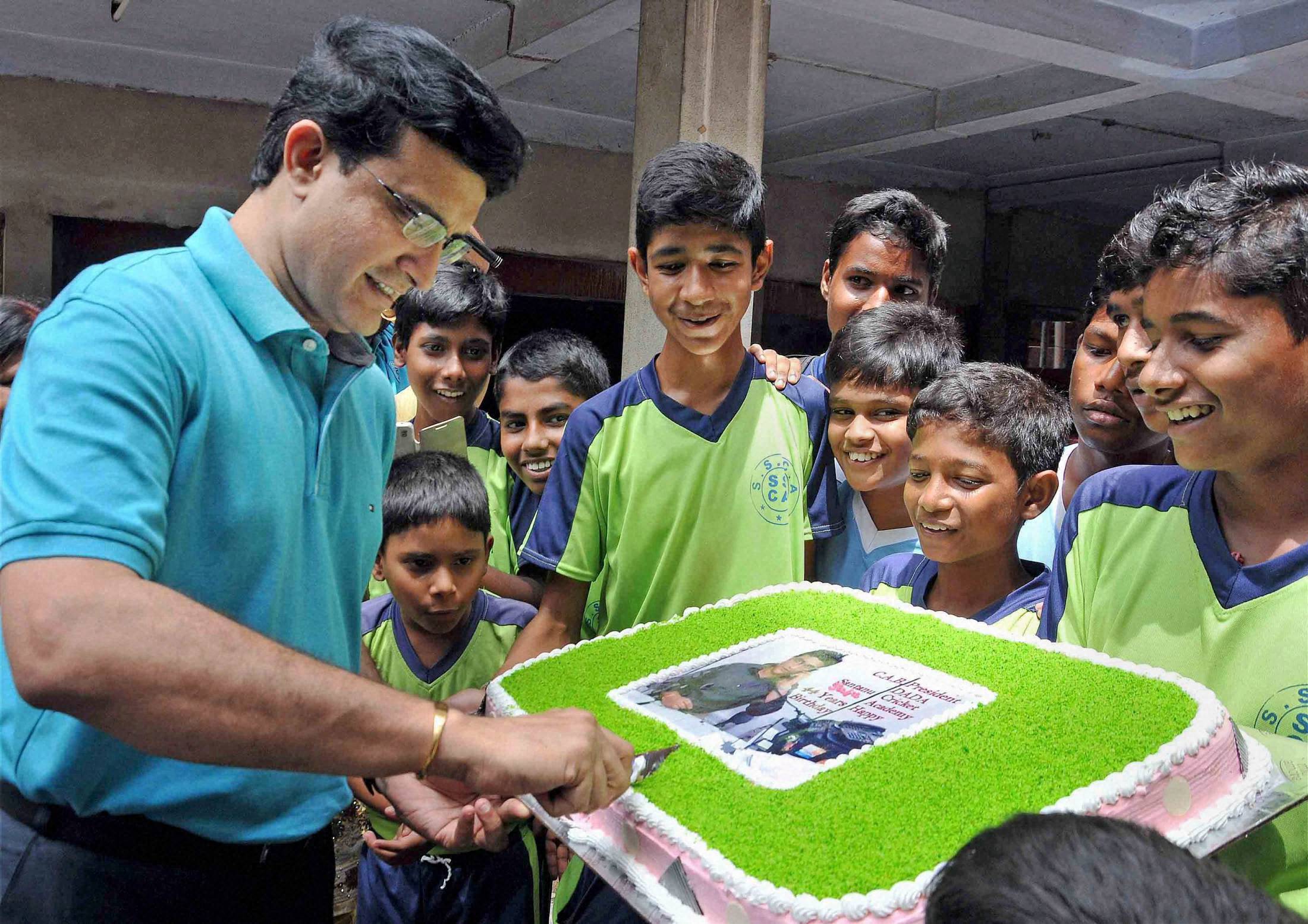 Cricket: Ganguly turns 44, wishes pour in