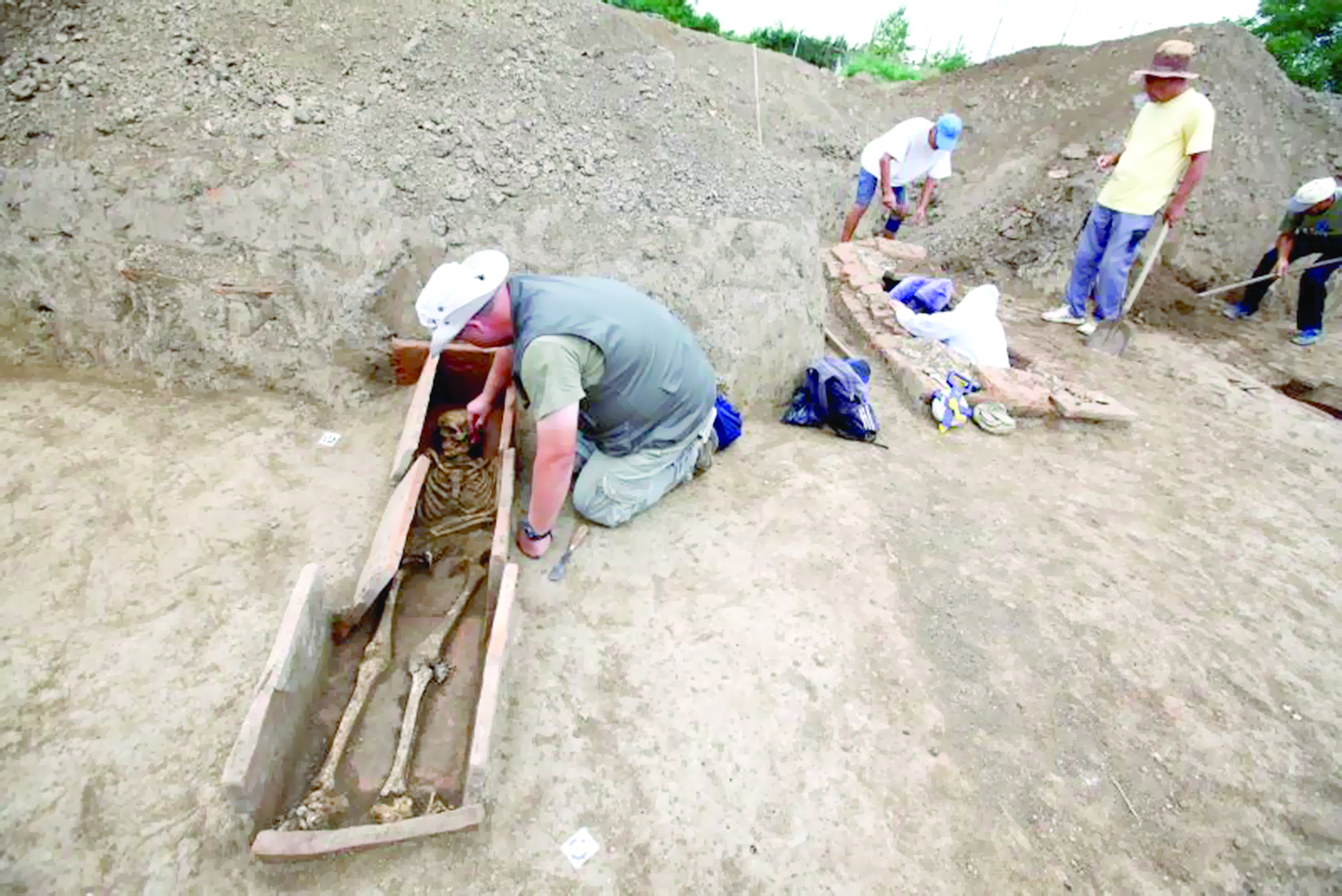 اكتشاف تعاويذ سحرية مع هياكل عظمية عمرها 2000 عام في صربيا