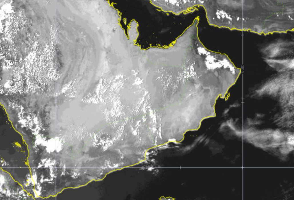 أمطار على عدد من ولايات السلطنة