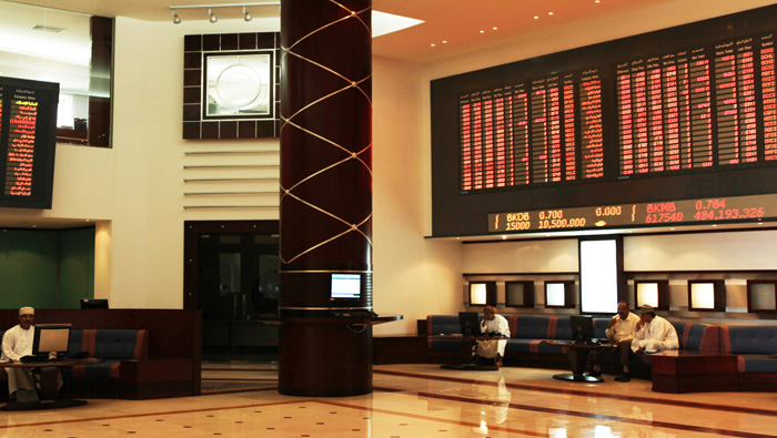 Muscat bourse declines on falling oil prices