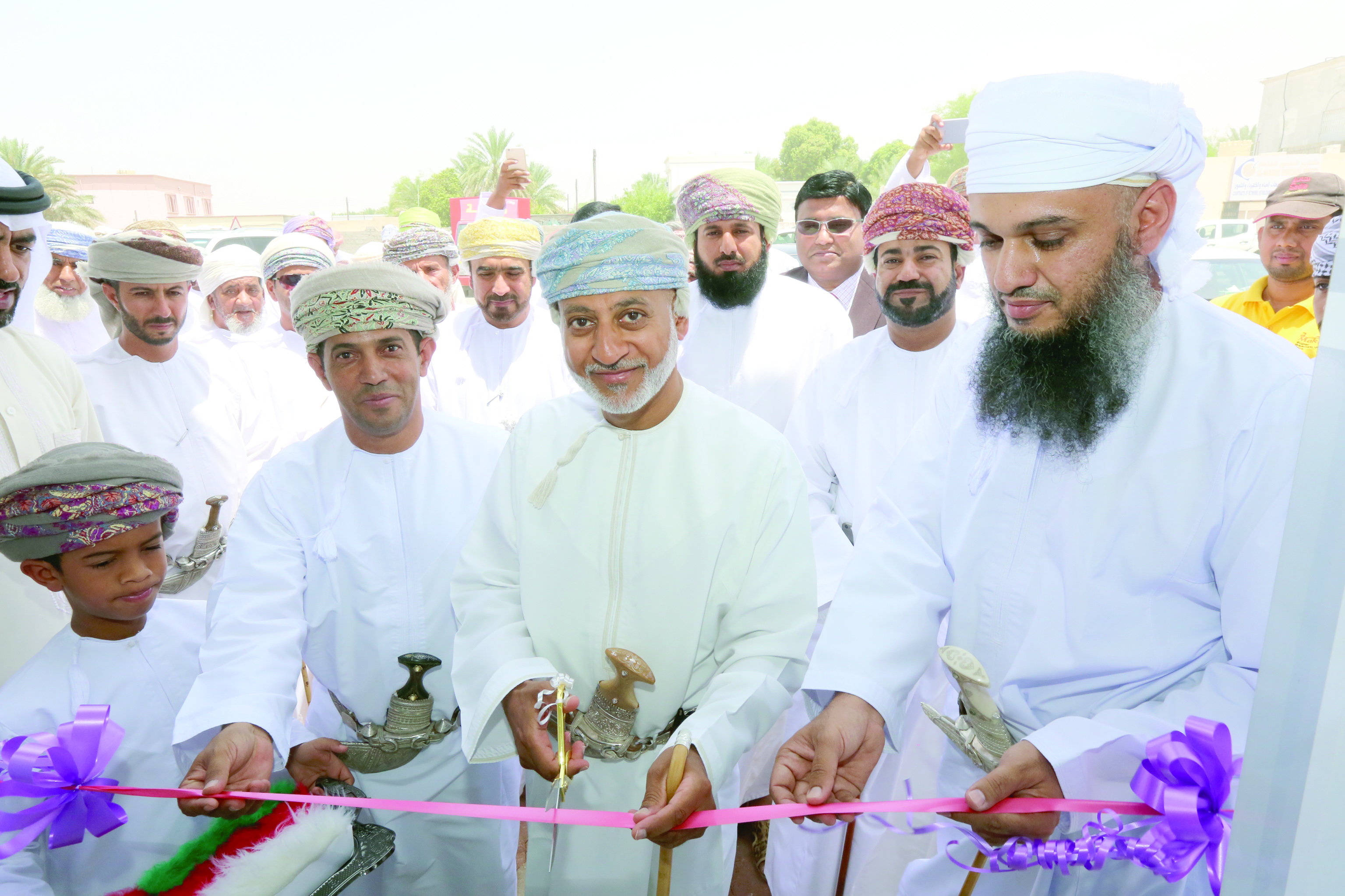 الزبير للمؤسسات الصغيرة  والواحة اللوجستية يدشنون "بلادي مارت"
