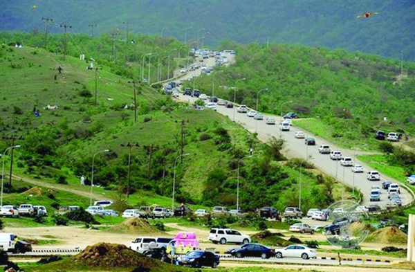 30 دراجًا في الرحلة السنوية لأرض اللبان