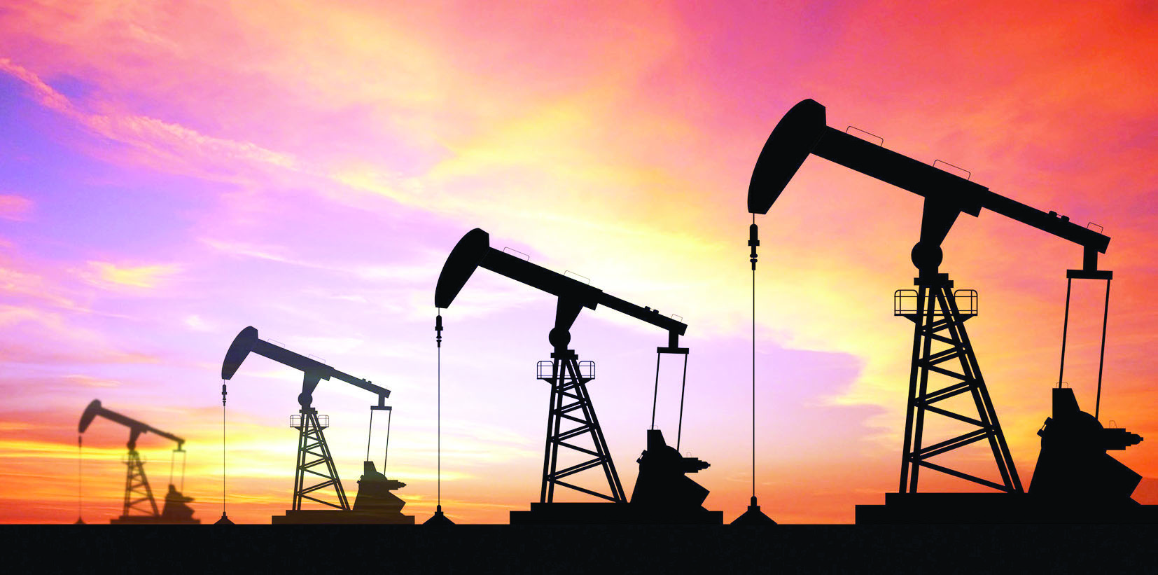 النفط يهبط مع صعود الدولار وزيادة مخزون الخام الأمريكي
