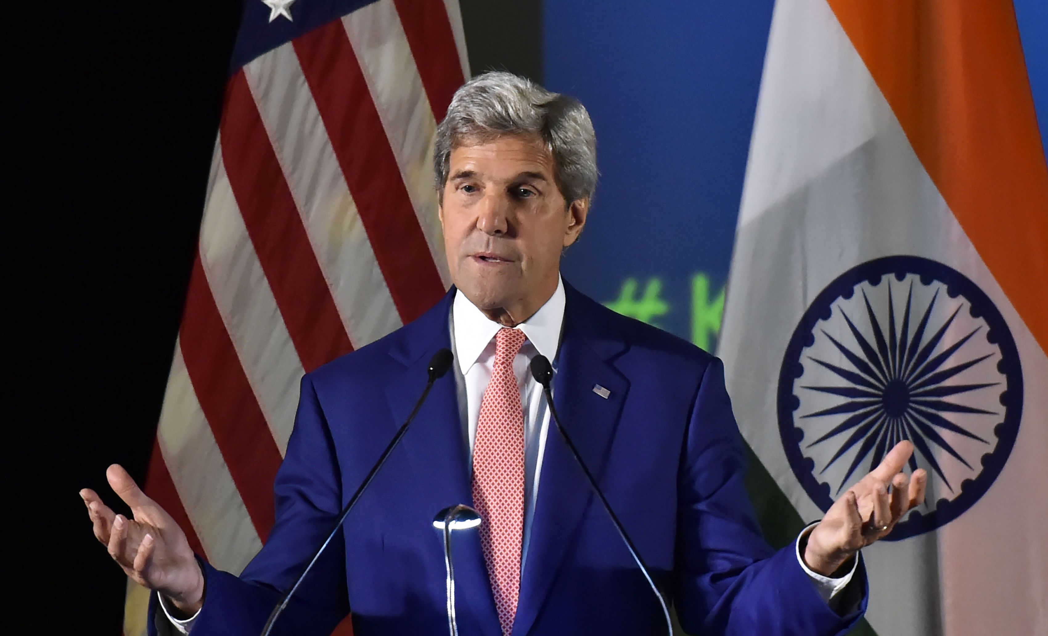 Kerry urges Pakistan to push harder against extremists