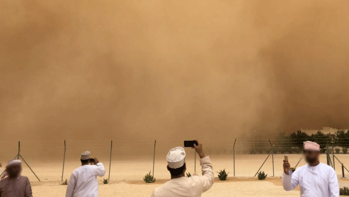 Oman weather: Sandstorm in Nimr, rain in Salalah