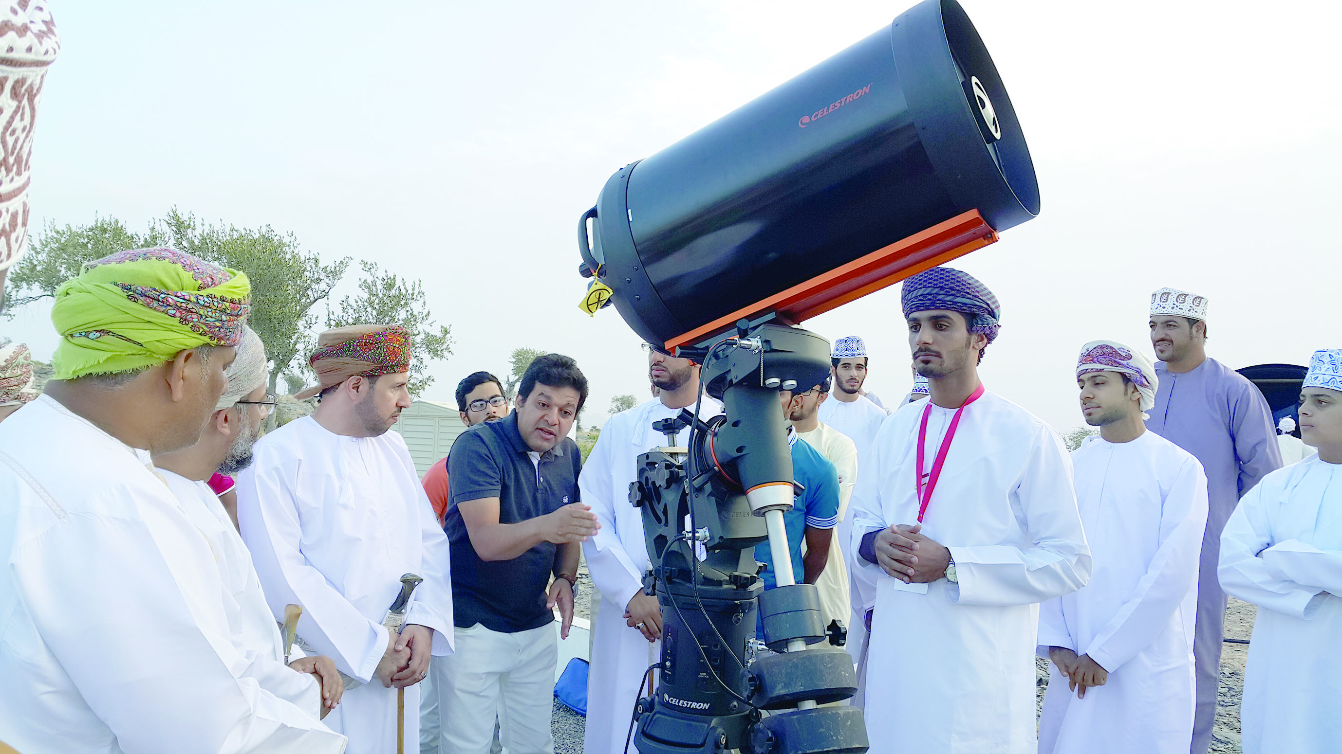 افتتاح المخيم الفلكي العائلي العاشر بجبل شمس