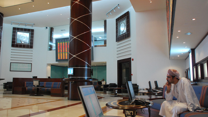 Muscat bourse gains amid thin trading