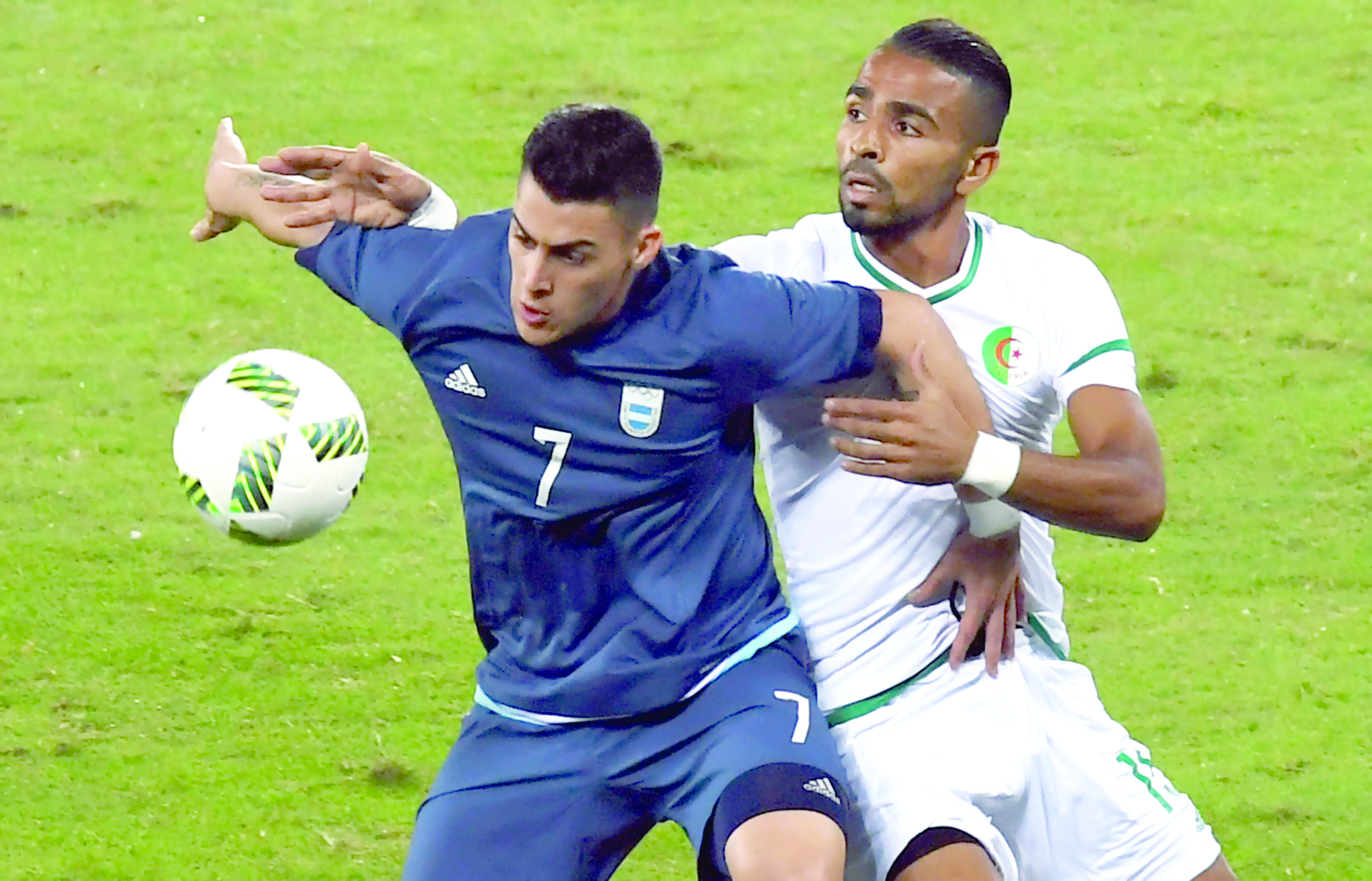 الخسارة الثانية لكرة الجزائر