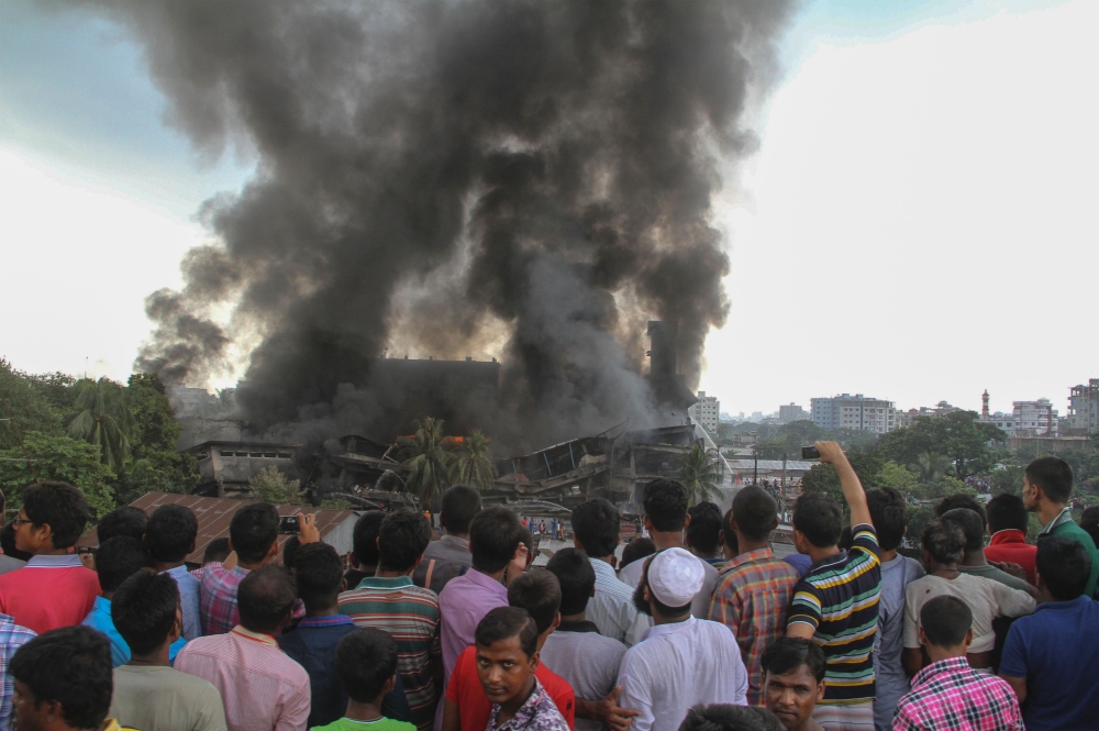 15 killed, 70 injured in Bangladesh factory fire