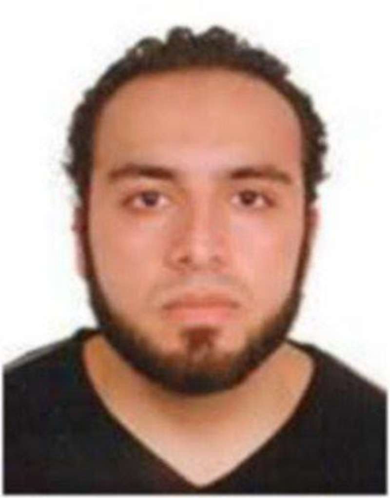من هو "خان رحمى"  المطلوب امريكيا بتهمة بتفجير عبوة مانهاتن ؟