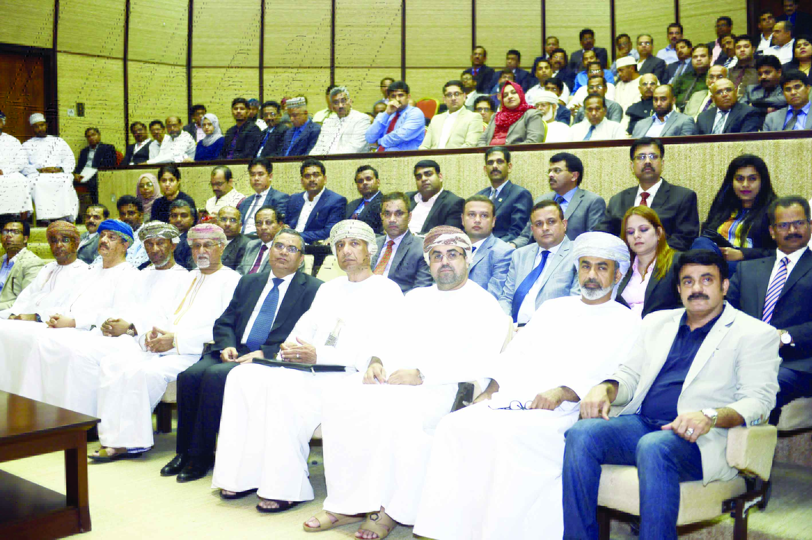 وفد هندي يبحث تنمية العلاقات التجارية مع السلطنة
