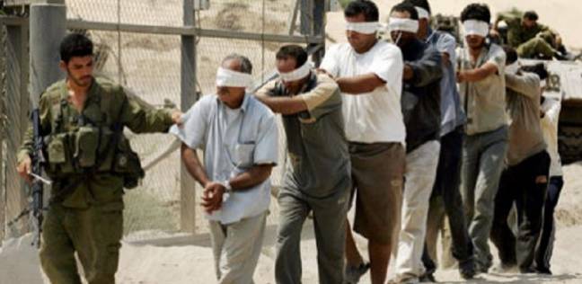 الاحتلال الإسرائيلي يعتقل 8 فلسطينيين