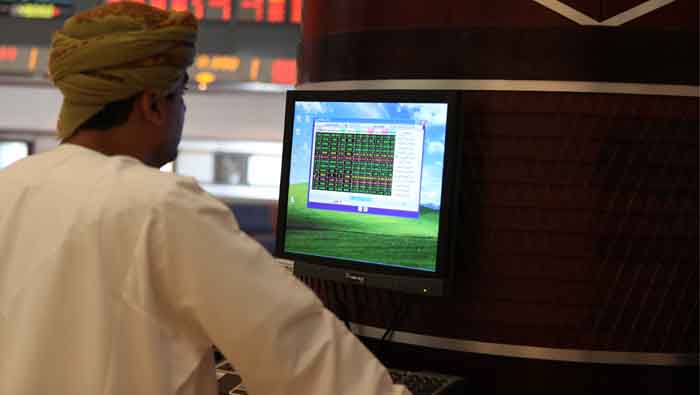 Shares on Muscat bourse closes in the green