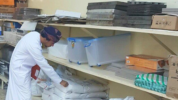 Municipality cracks down on expired food products in Oman