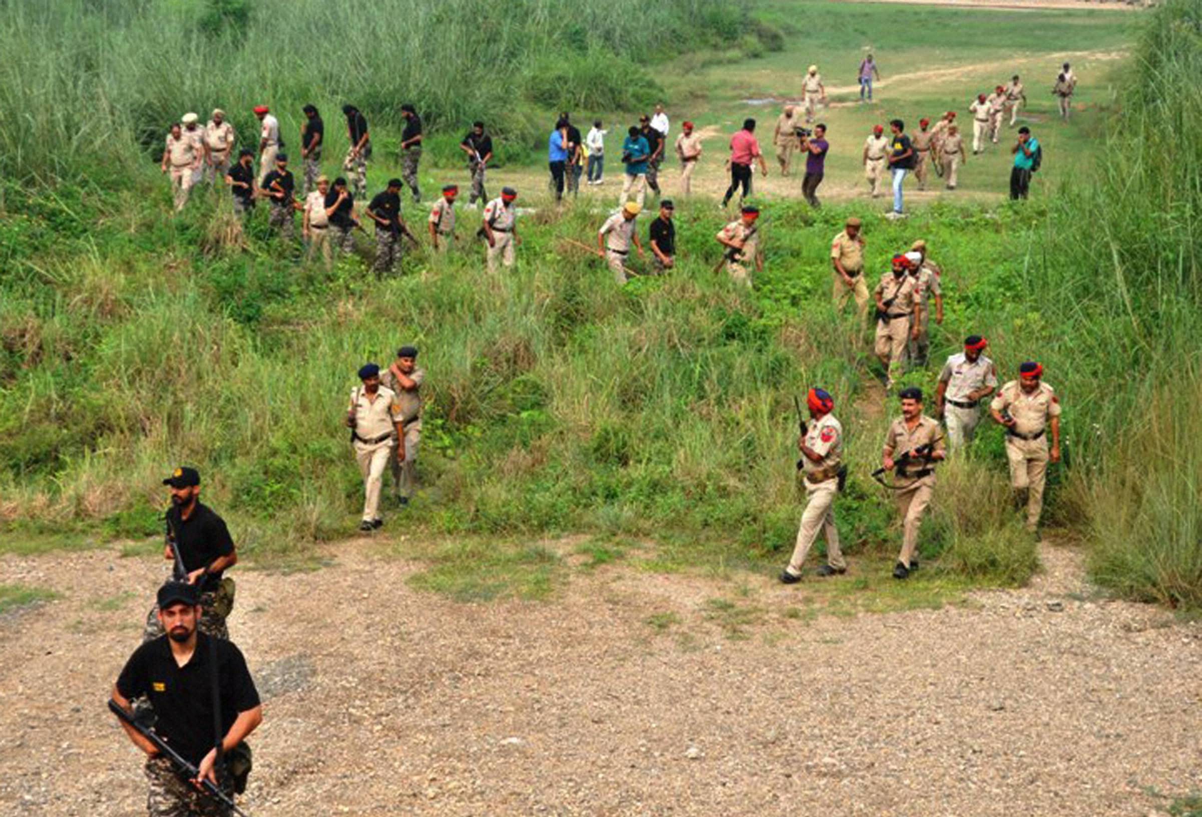 Search operation in Pathankot continues