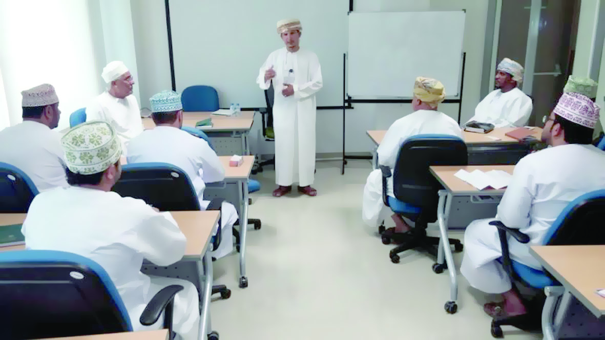 ندوة تعريفية حول التوعية العمالية لمؤسسات القطاع الخاص