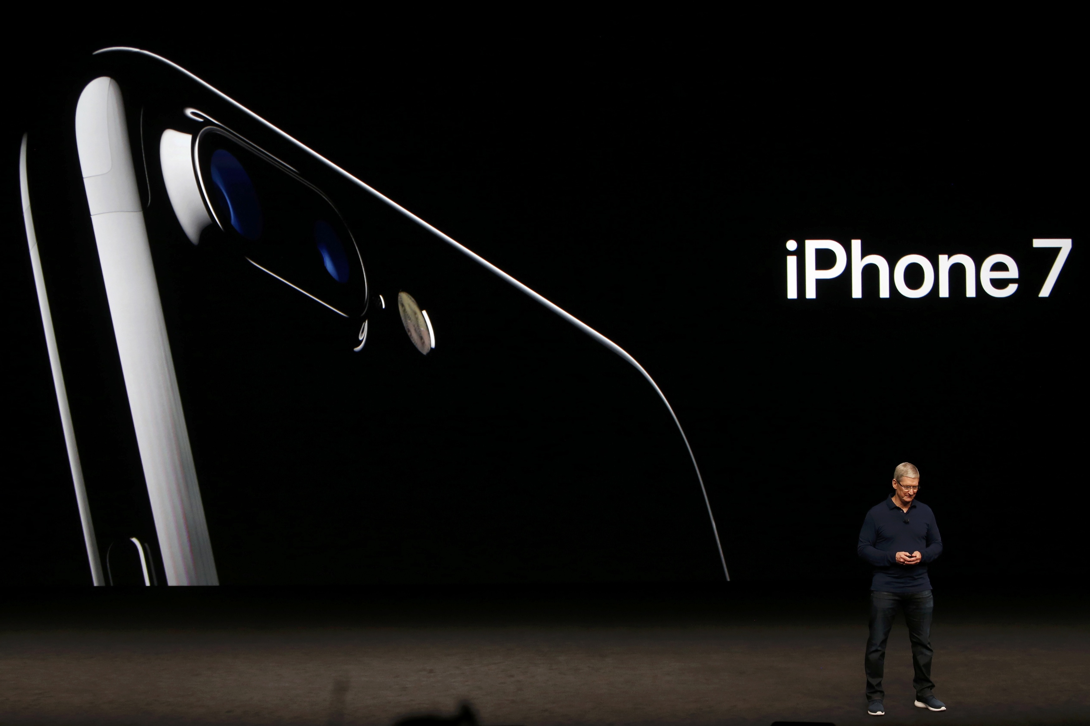 Apple launches iPhone 7