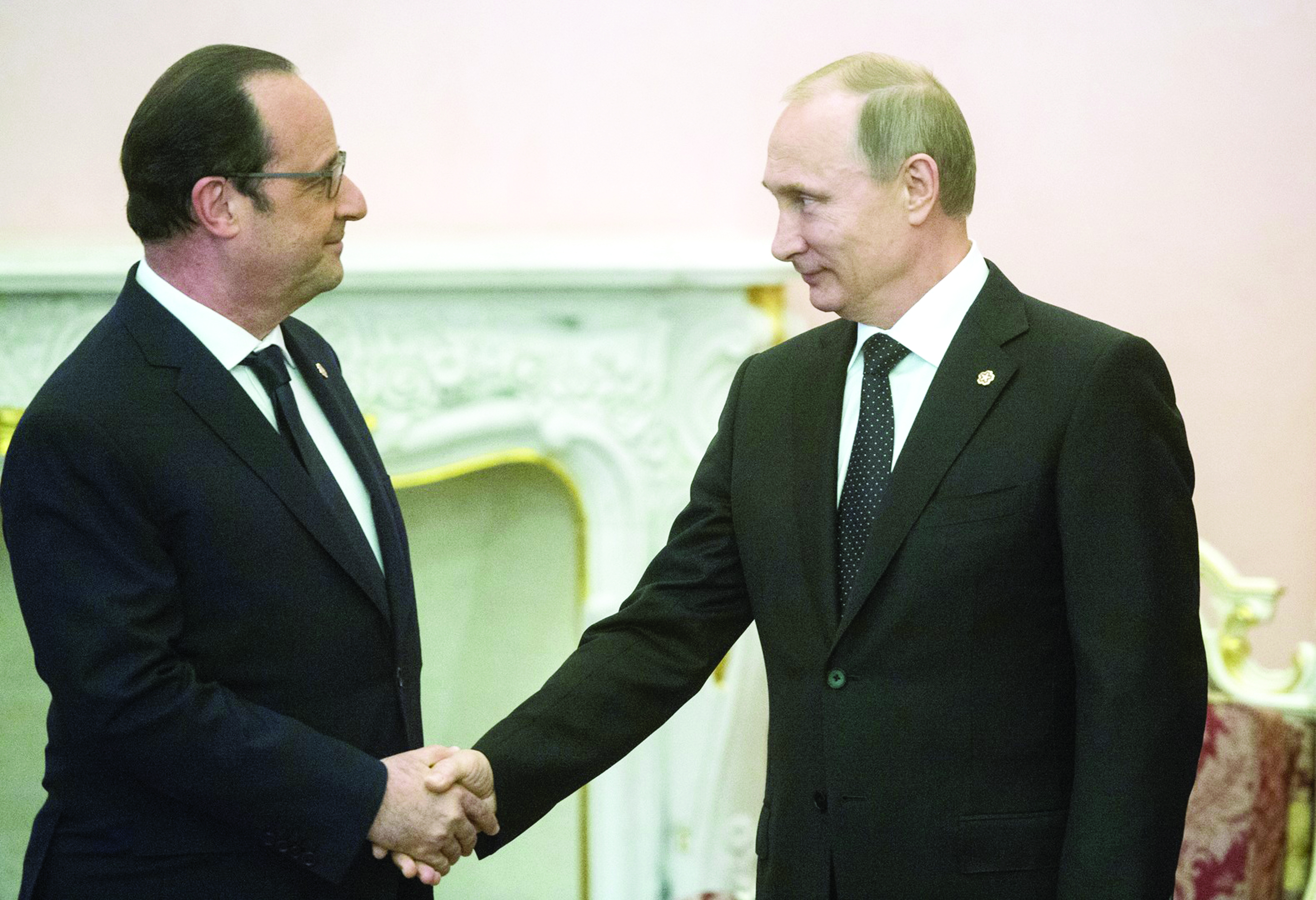 الكرملين : بوتين مازال يعتزم زيارة فرنسا رغم تصريحات هولاند