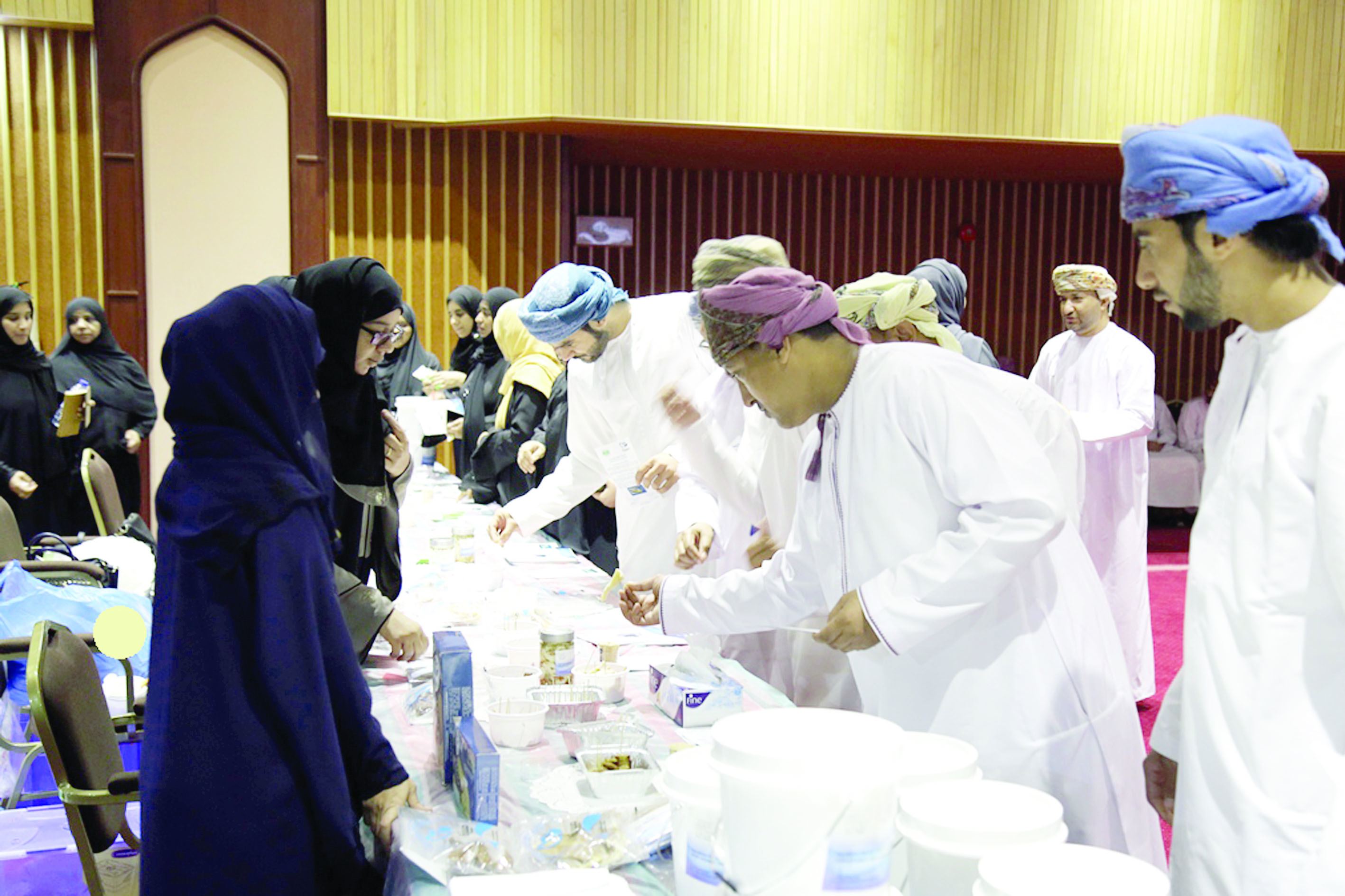 معرض للتعريف بمنتجات المرأة الساحلية