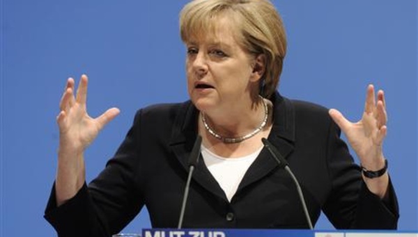 Germany's Merkel willing to meet Putin on Ukraine but needs progress