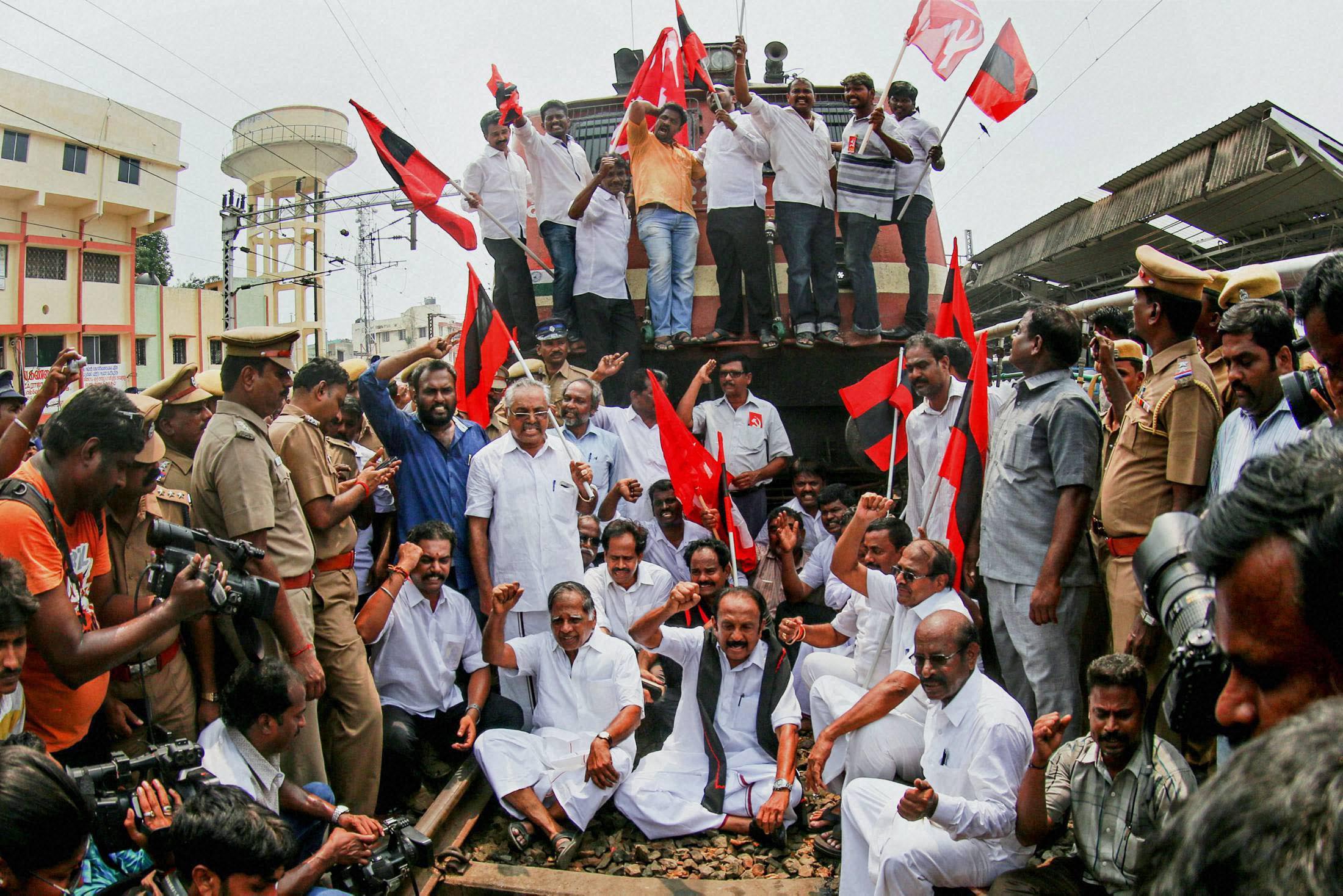 Farmers, opposition parties block trains in Tamil Nadu