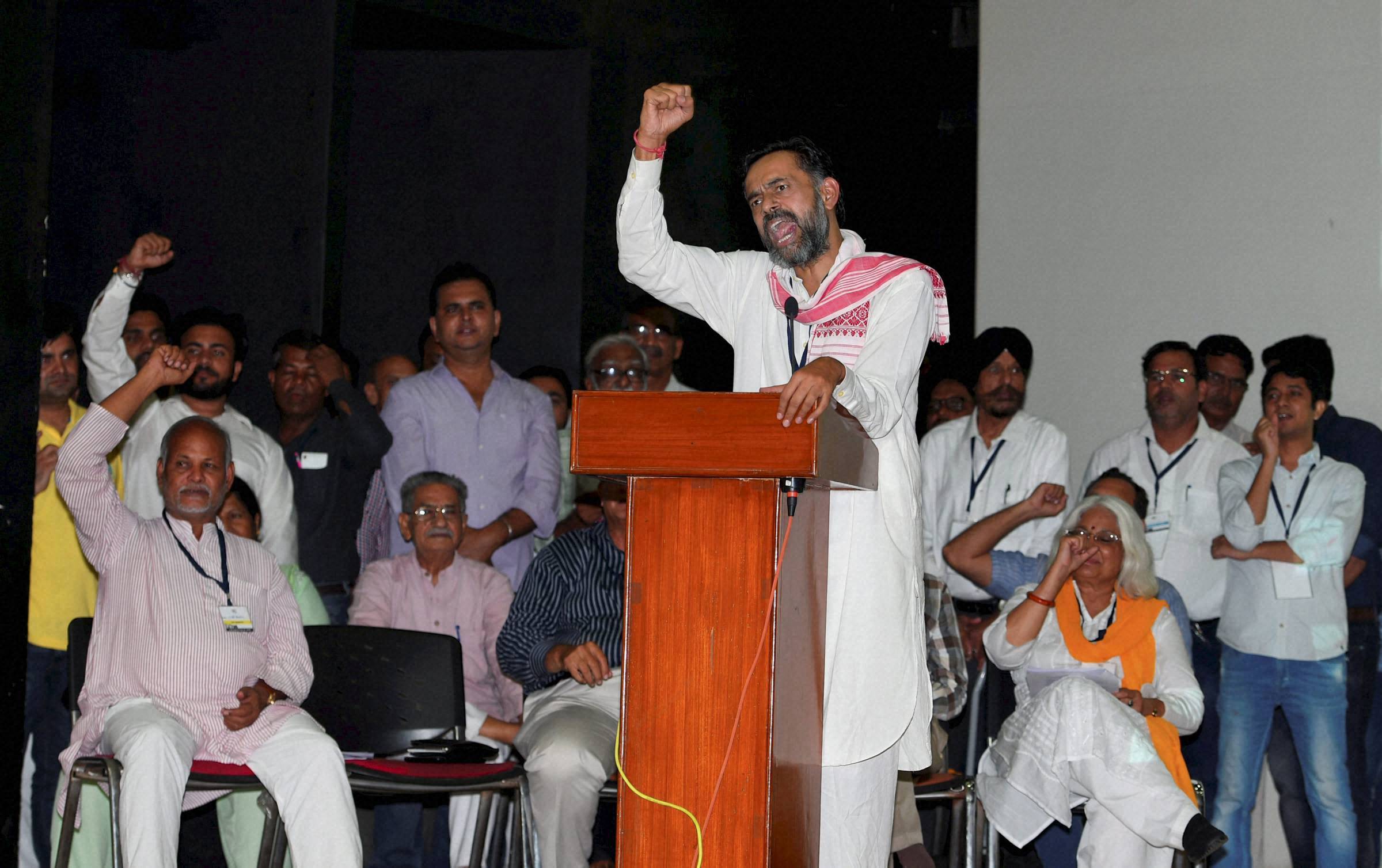 Yadav, Bhushan float new political party 'Swaraj India'