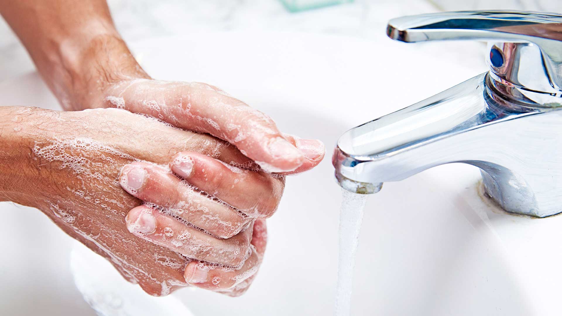 برنامج تدريبي بمناسبة " اليوم العالمي لغسل اليدين " بعبري
