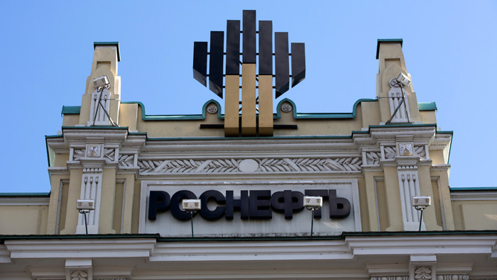 Rosneft helping Russia fill yawning budget gap