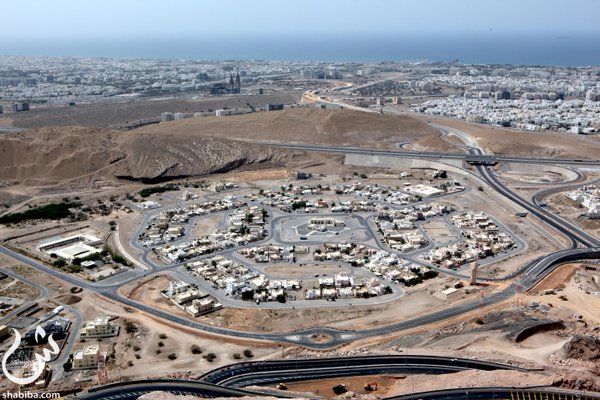 "شارع الجبل" المسمى المعتمد للشارع الجبلي بين العامرات وبوشر