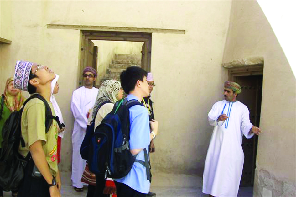 المدير الإداري لأماديوس الخليج جراهام نيكولاس لـ«الشبيبة» :

السلطنة مؤهلة لدور رائد عالمياً في قطاع السياحة الحلال