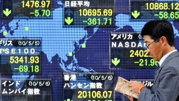 الأسهم اليابانية تغلق على انخفاض في ختام تعاملات متقلبة