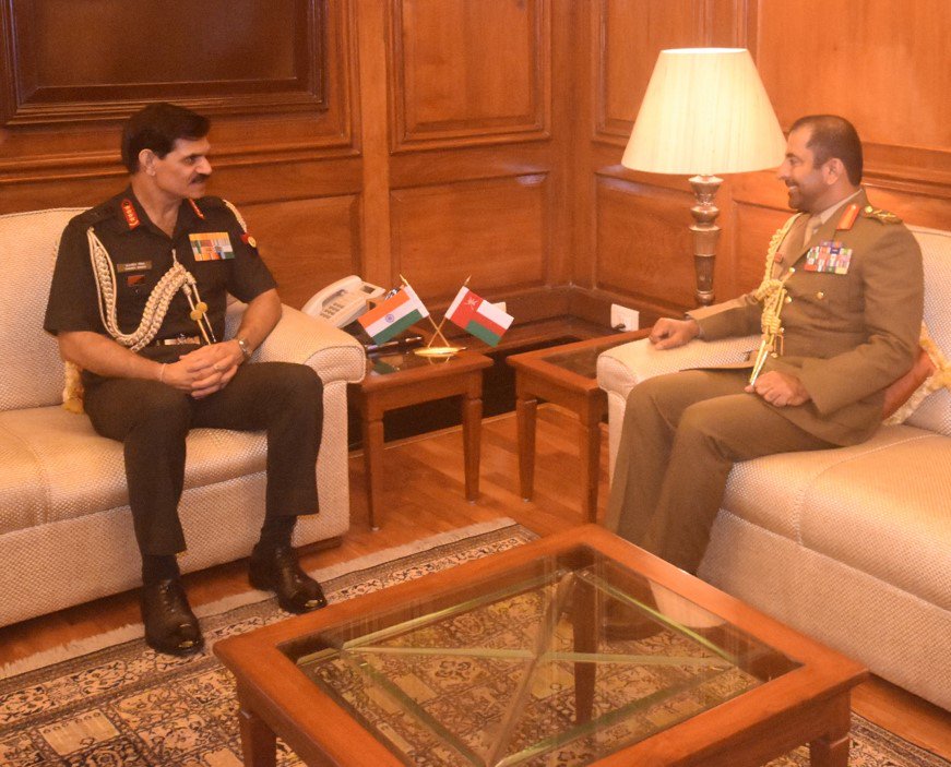 Royal Army of Oman commander meets Indian counterpart