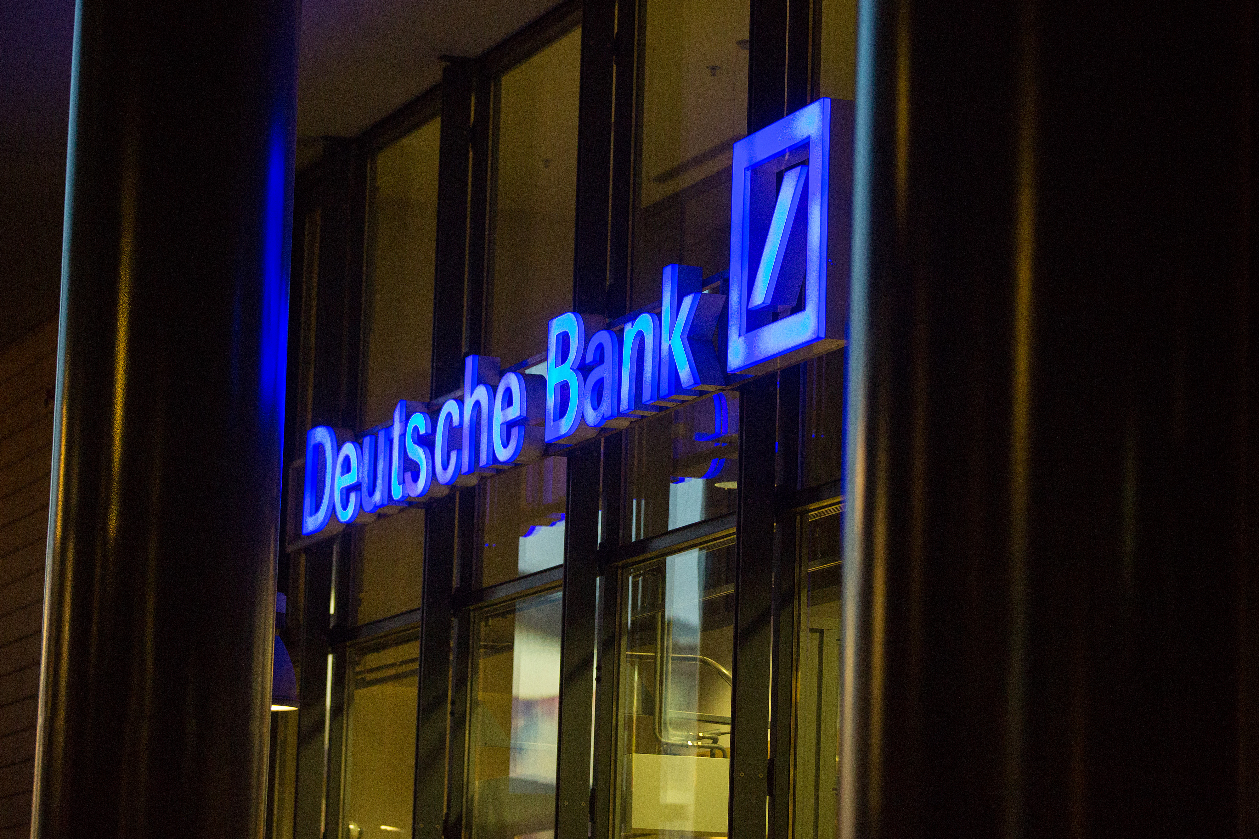 What should and shouldn't worry us about Deutsche Bank