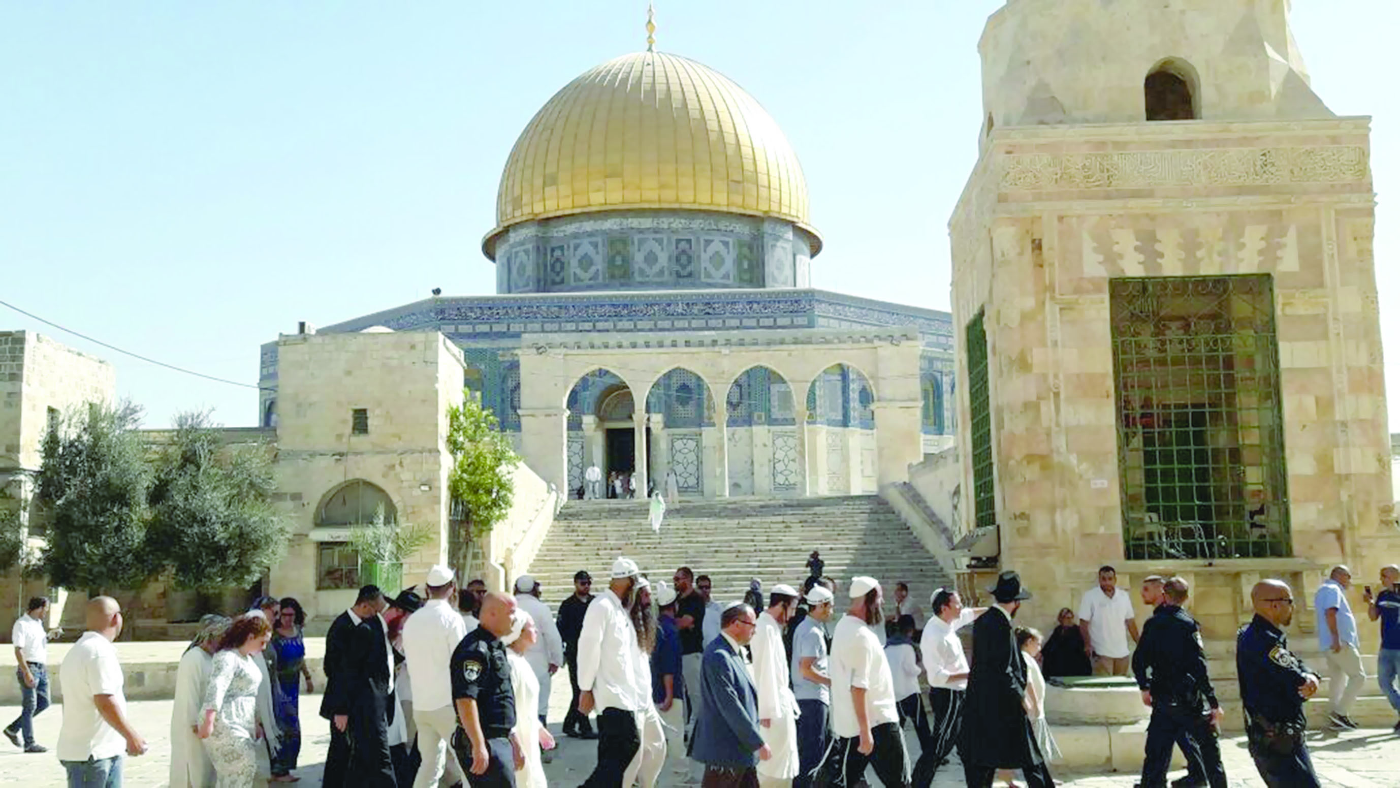 القدس على برميل بارود ونتنياهو قد يفجر الأوضاع فيها