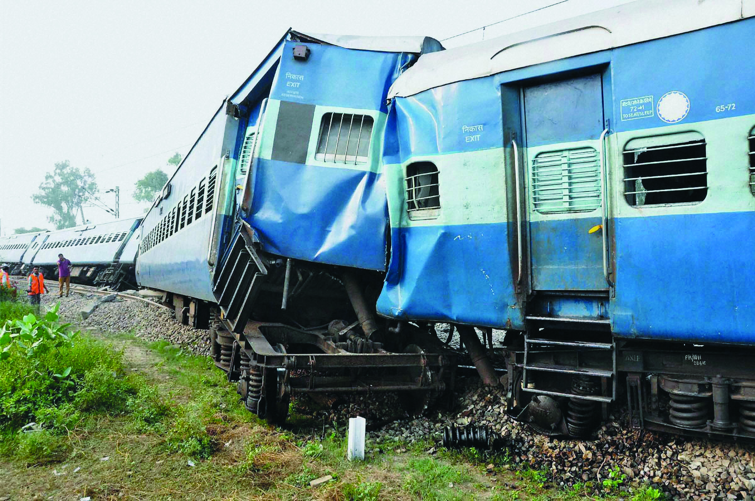 Three injured as Jhelum Express derails, movement of over 100 trains hit