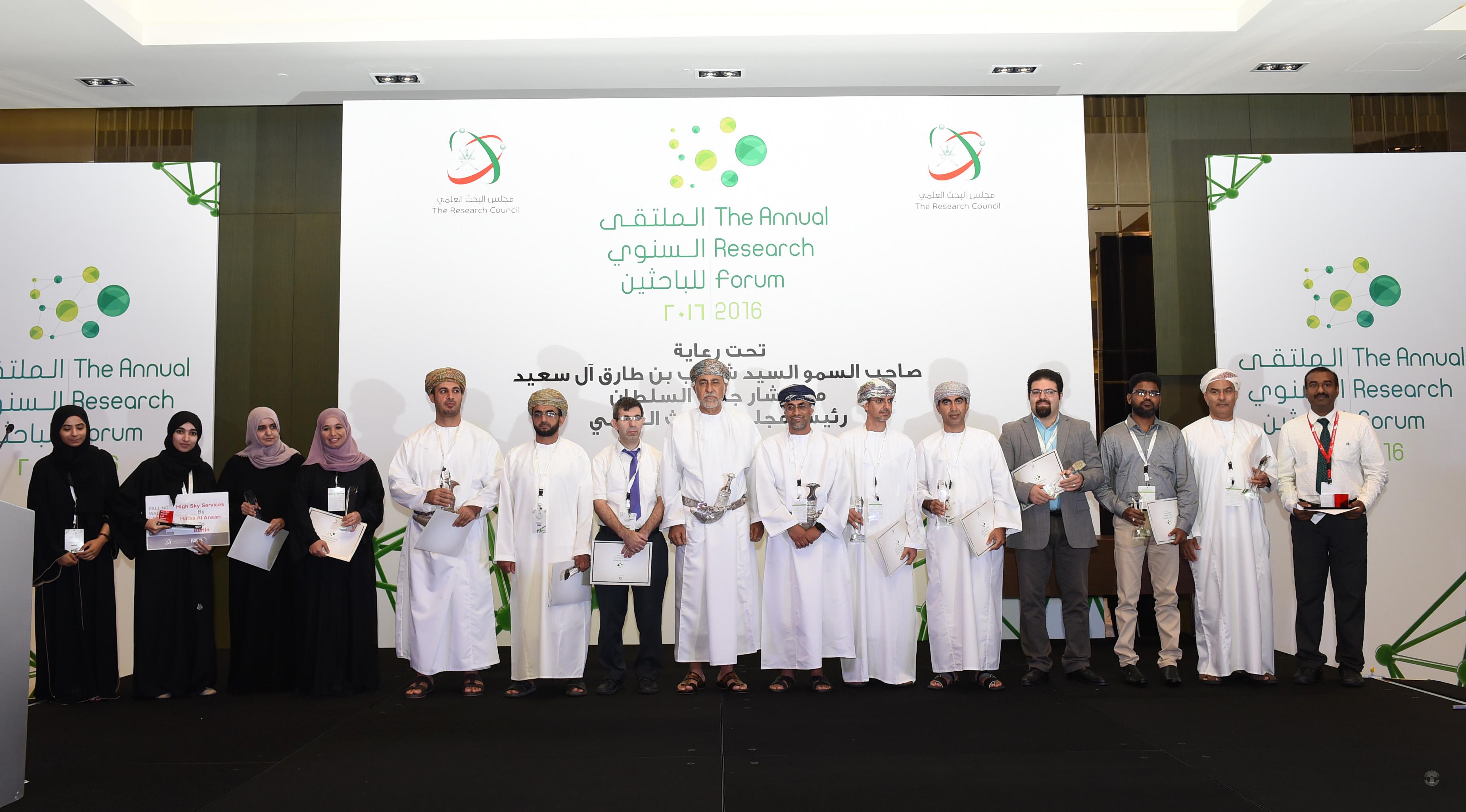 Nine research projects win Oman’s national award