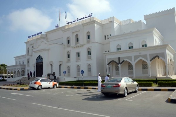 Oman Tourism College to enhance hospitality training with top company